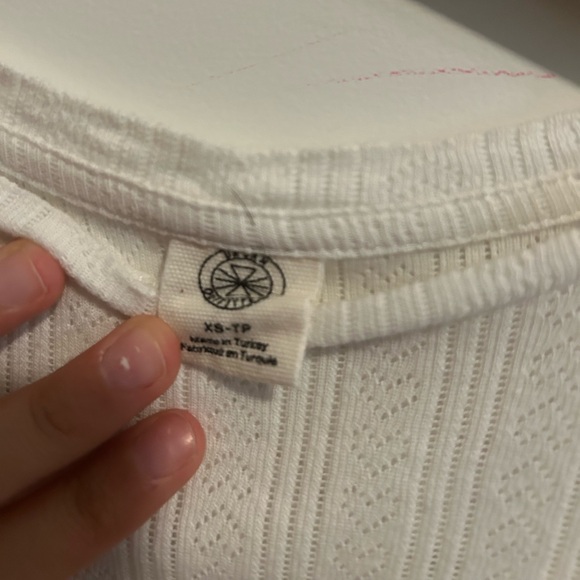 Urban Outfitters XS White Baby Tee - Picture 4 of 4